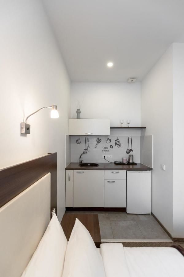 Отели типа «постель и завтрак» Happy Inn Каунас-48